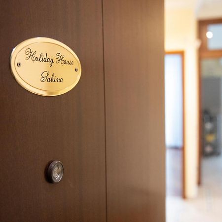 Holiday House Sabina Napoli Bagian luar foto